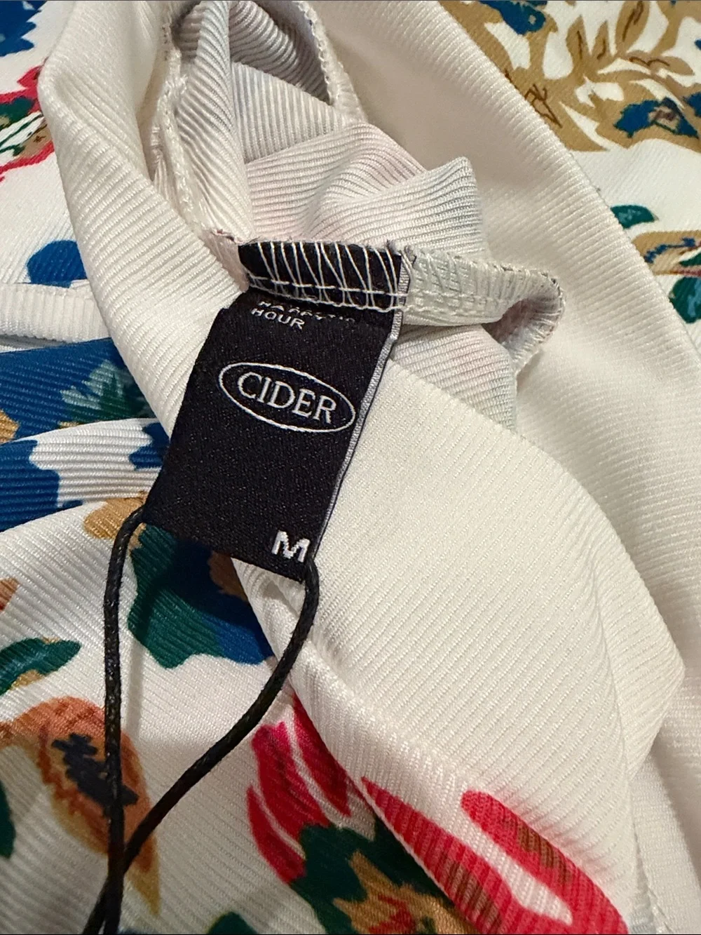 Cider Happy Hour 2 Piece Matching Set NWT Medium